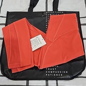 * NWT LULULEMON Train Times Luxtreme Training Pant 25" Size 4